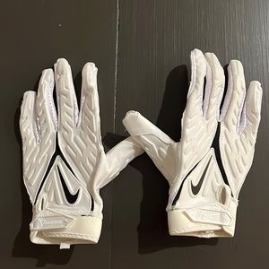 Football gloves